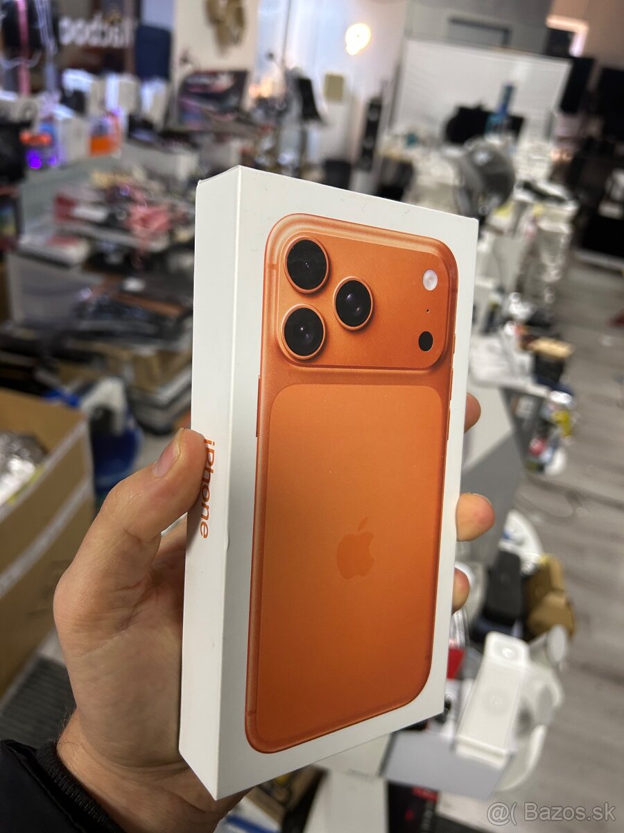 Apple iPhone 17 Pro Max 256gb orange oranžový