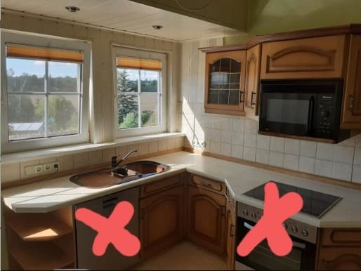 Moderná kuchynská linka so spotrebičmi