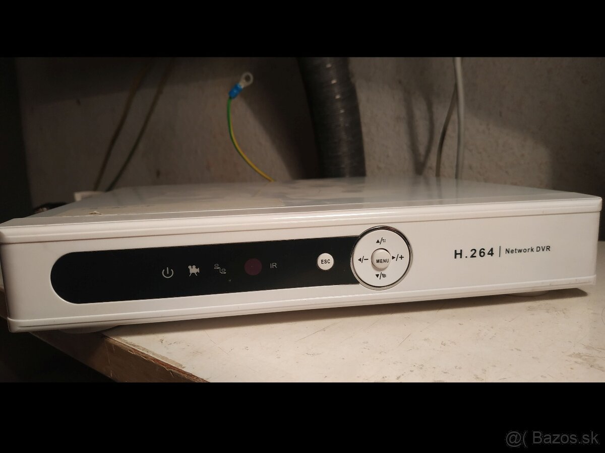 Predám 2 kusy DVR H.264 Network - 8 kanálový (kamerový)