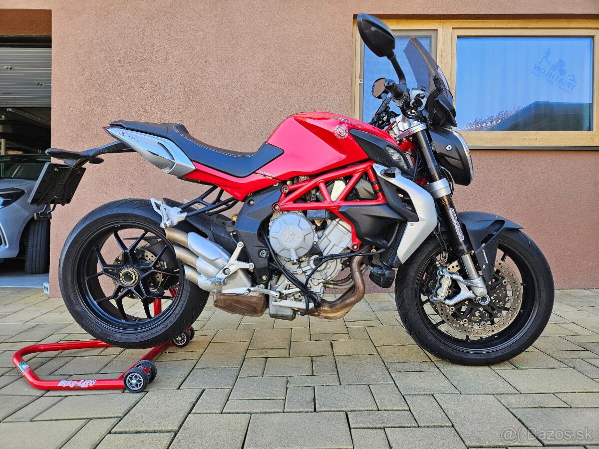MV AGUSTA BRUTALE 800
