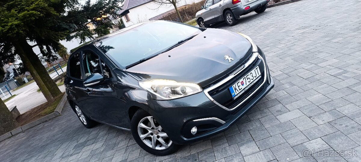 Peugeot 208 Allure