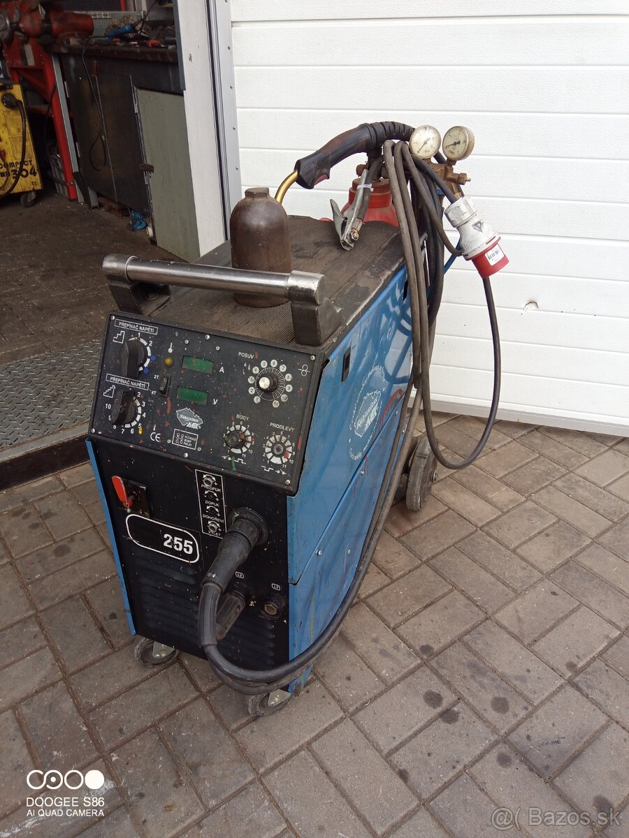 Zvaracka co2