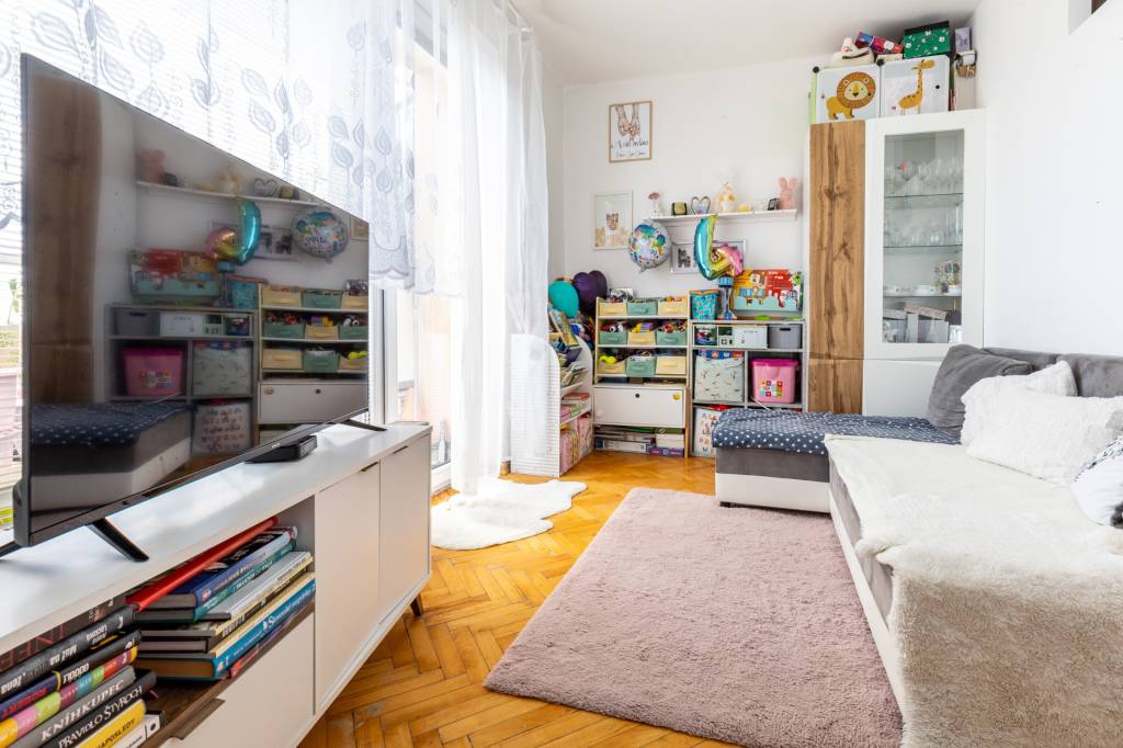 NA PREDAJ 1,5izb.najkrajší výhľad v tichej lokalite, Gerlach