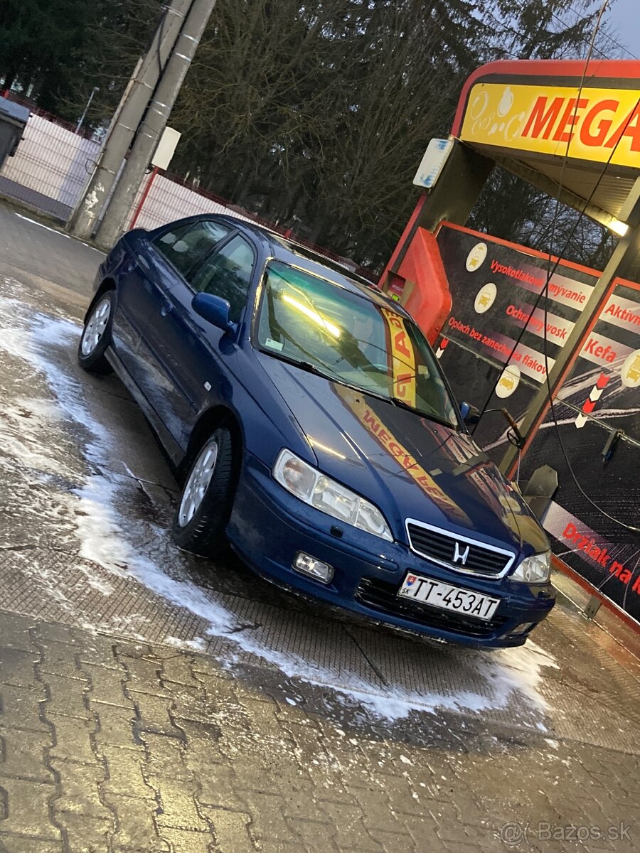 Honda Accord VI 2.0i