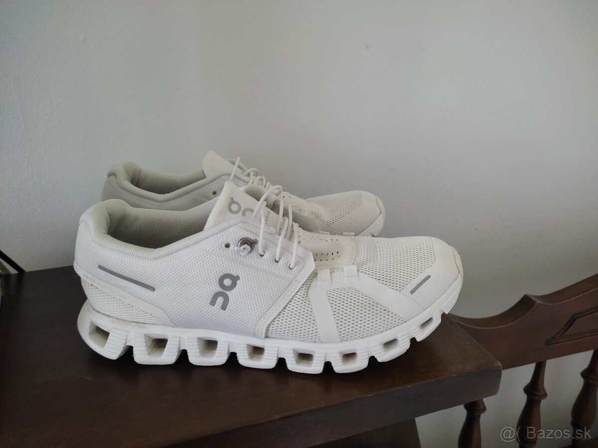On runing Cloud 5 veľkosť 40,5