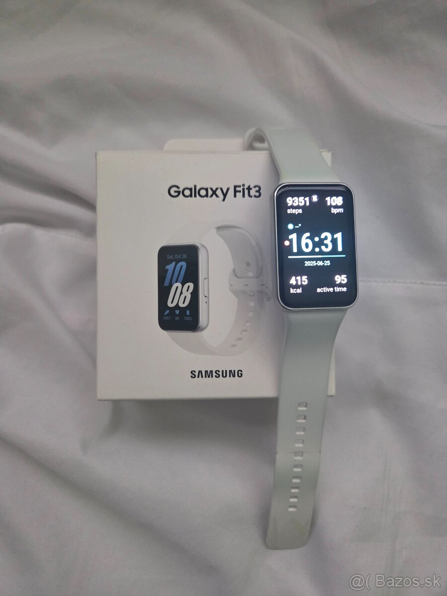 Samsung Fit 3 galaxy hodinky biele b dobrom stave návod krab
