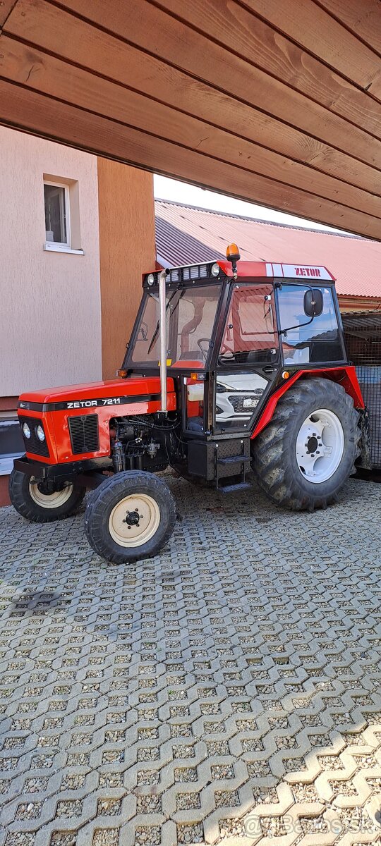 Zetor 7211