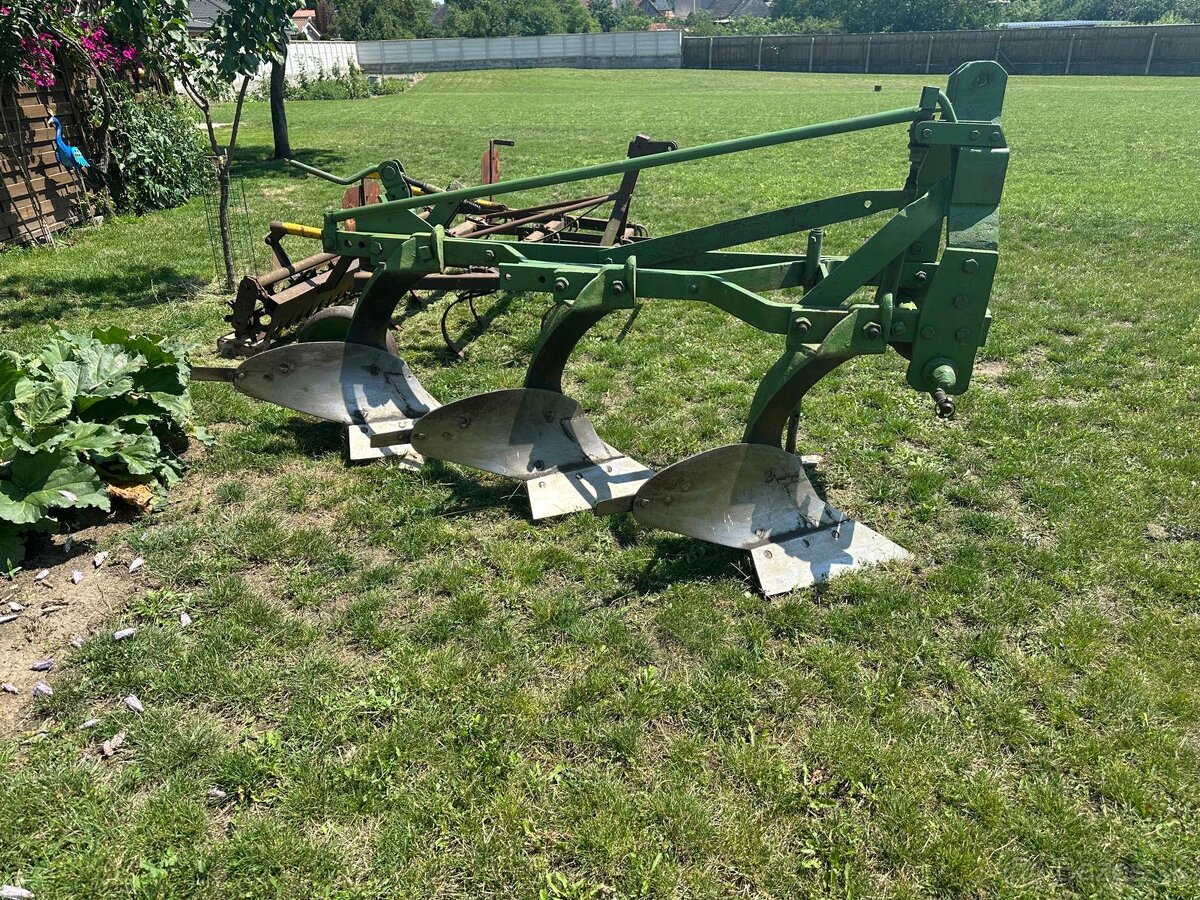 Pluhy za traktor