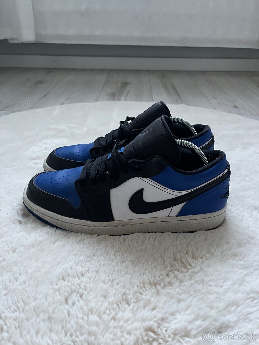 Nike Jordan Low