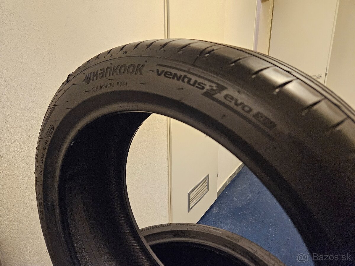 Hankook K137A Ventus evo SUV 235/45 R20 100V