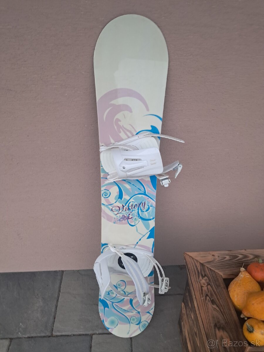 Dievčenský snowboardový komplet 142 cm