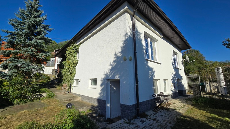 Krásny dom po kompletnej rekonštrukcii v Hronskom Beňadiku