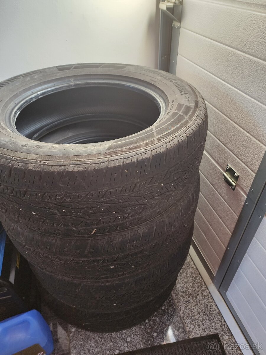 Pneumatiky 255/60 R18 Continental