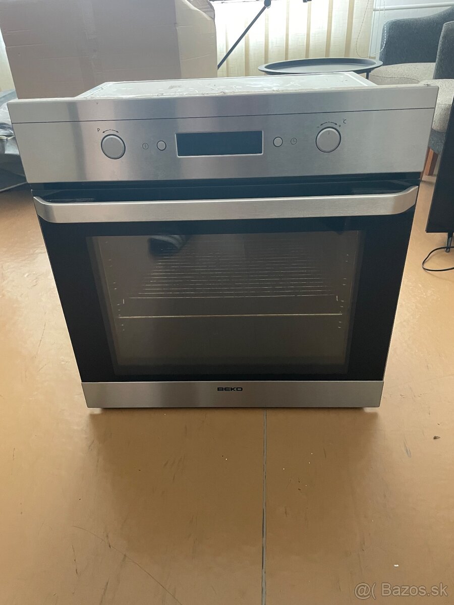 Vstavaný sporák trúba