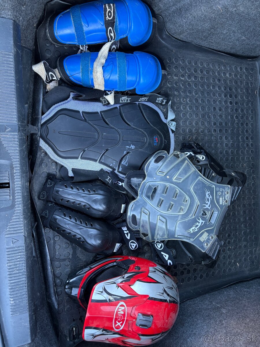 Predám výstroj na mx motorku