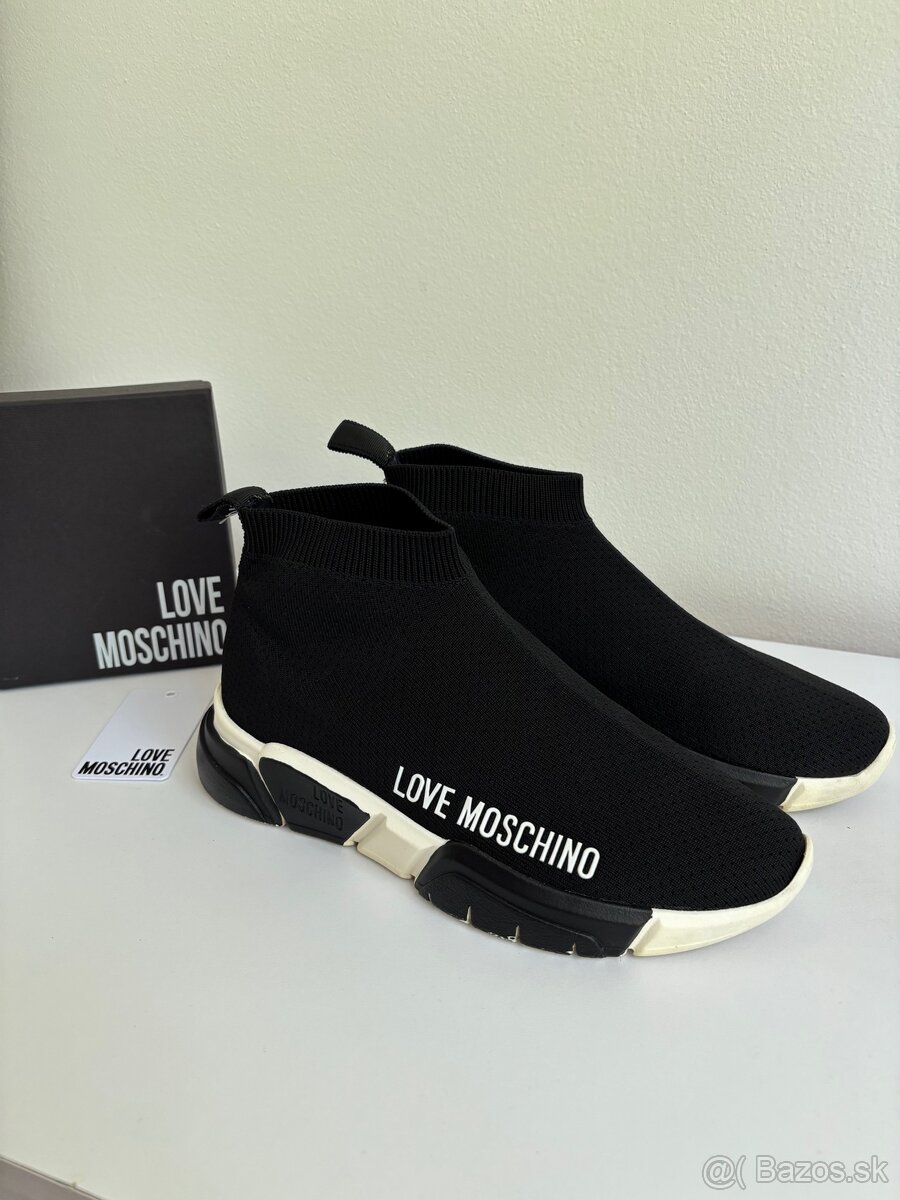 Love moschino tenisky
