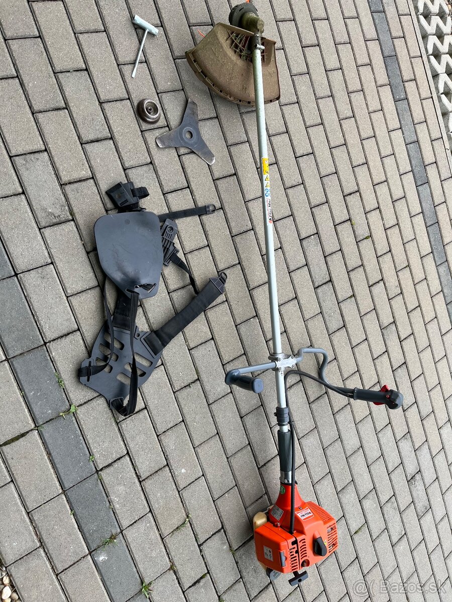 Krovinorez Oleo Mac Sparta 380T