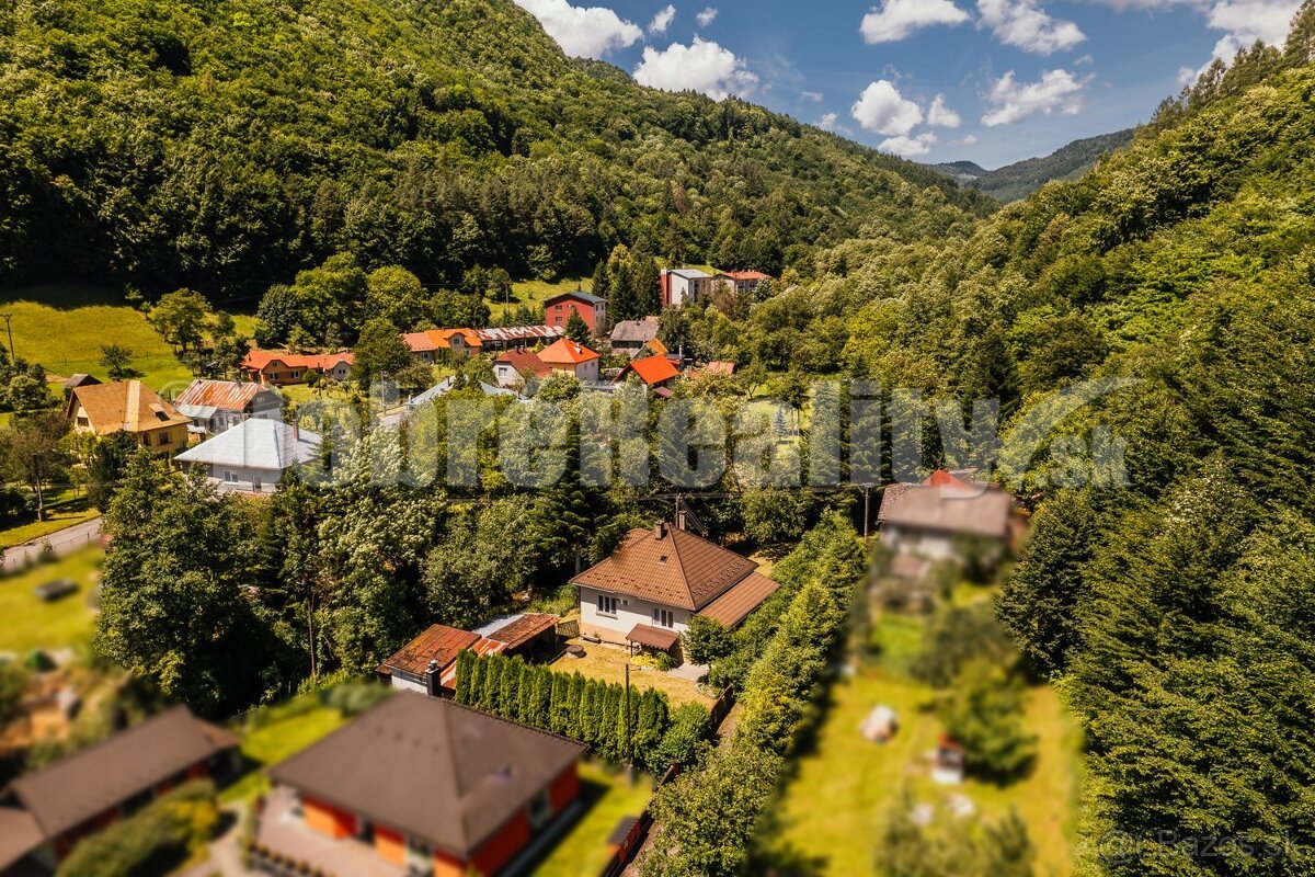 PREDAJ: Menší rodinný dom na brehu Rimavy, 104 m2, Tisovec,