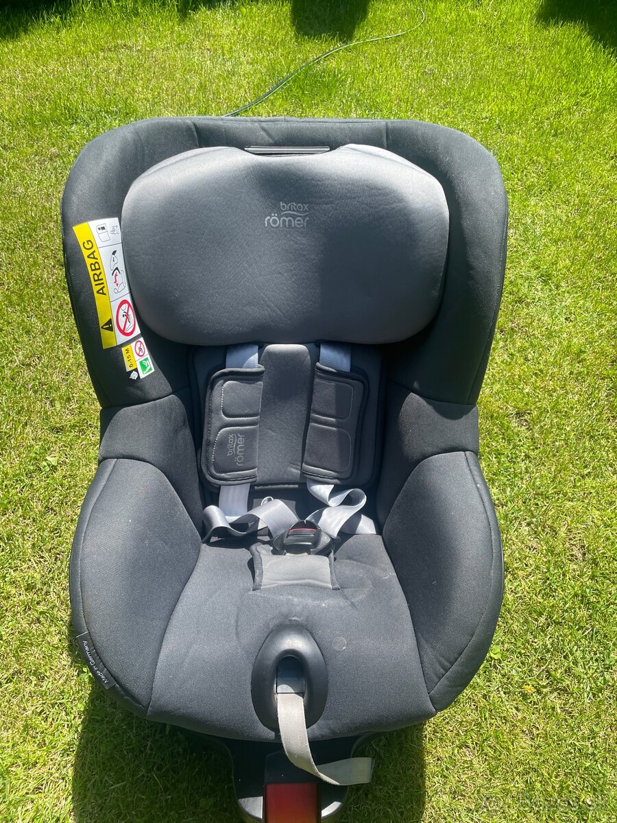 Britax Römer Dualfix i Size do 18kg