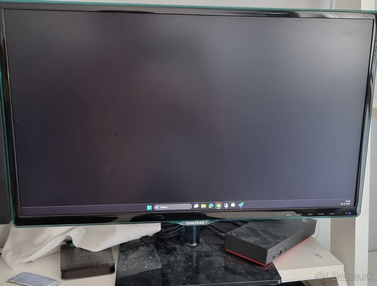 Na predaj: Samsung S24D390 – 24" Full HD monitor
