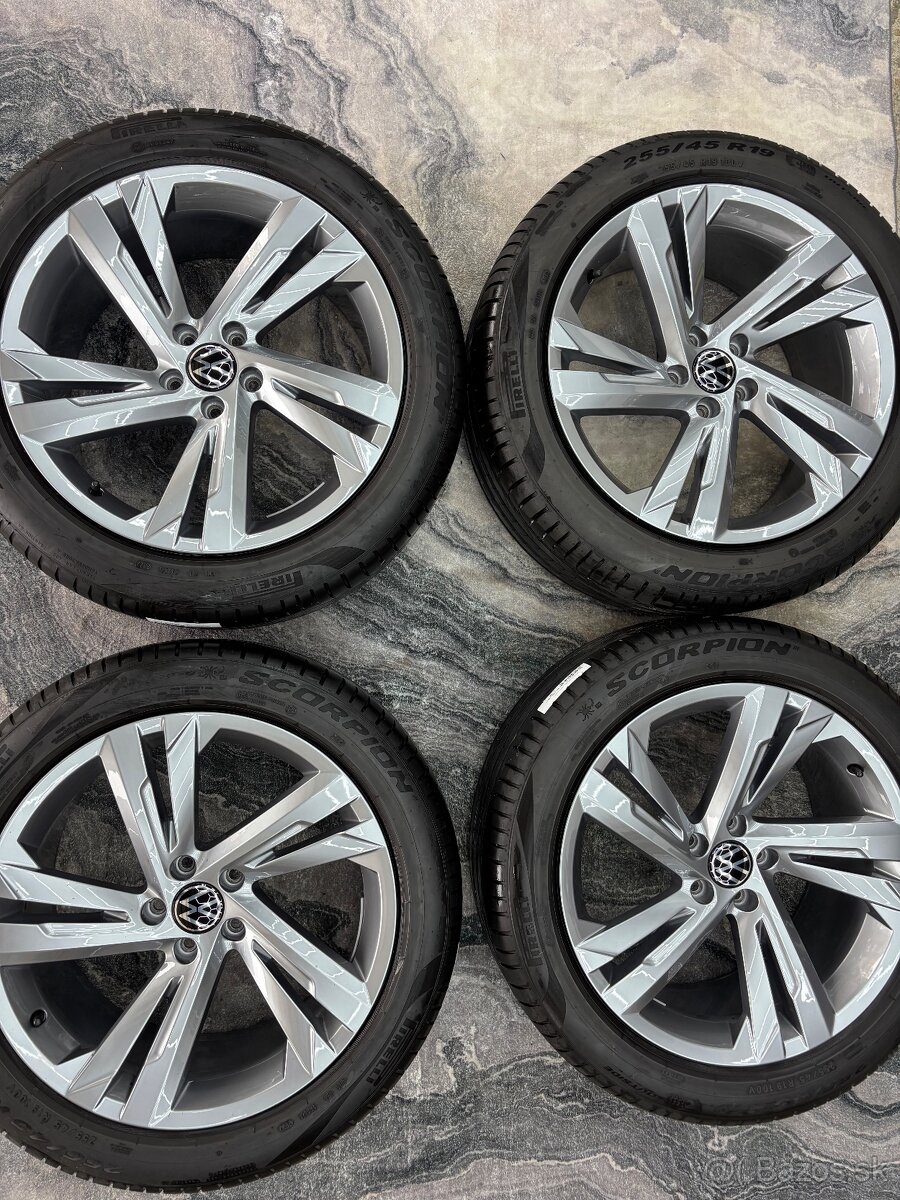 ✅ 5x112 r19 model Valencia tiguan Rline top stav