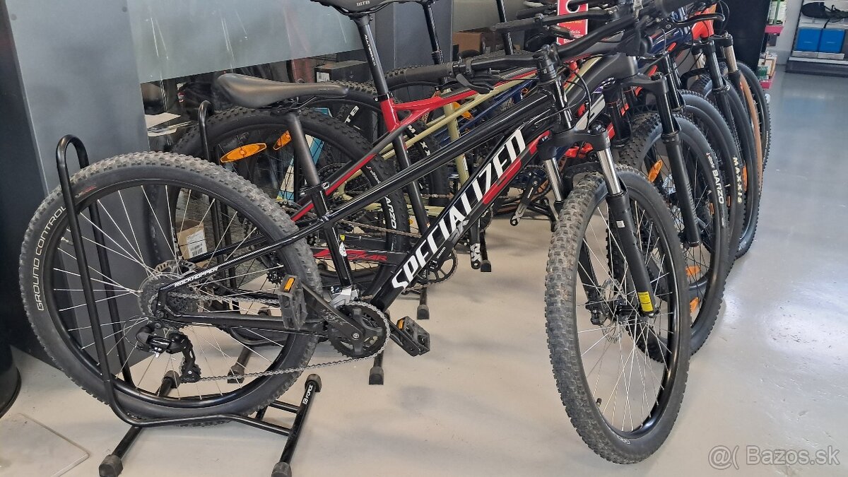 Specialized Rockhopper 27,5" vel.S