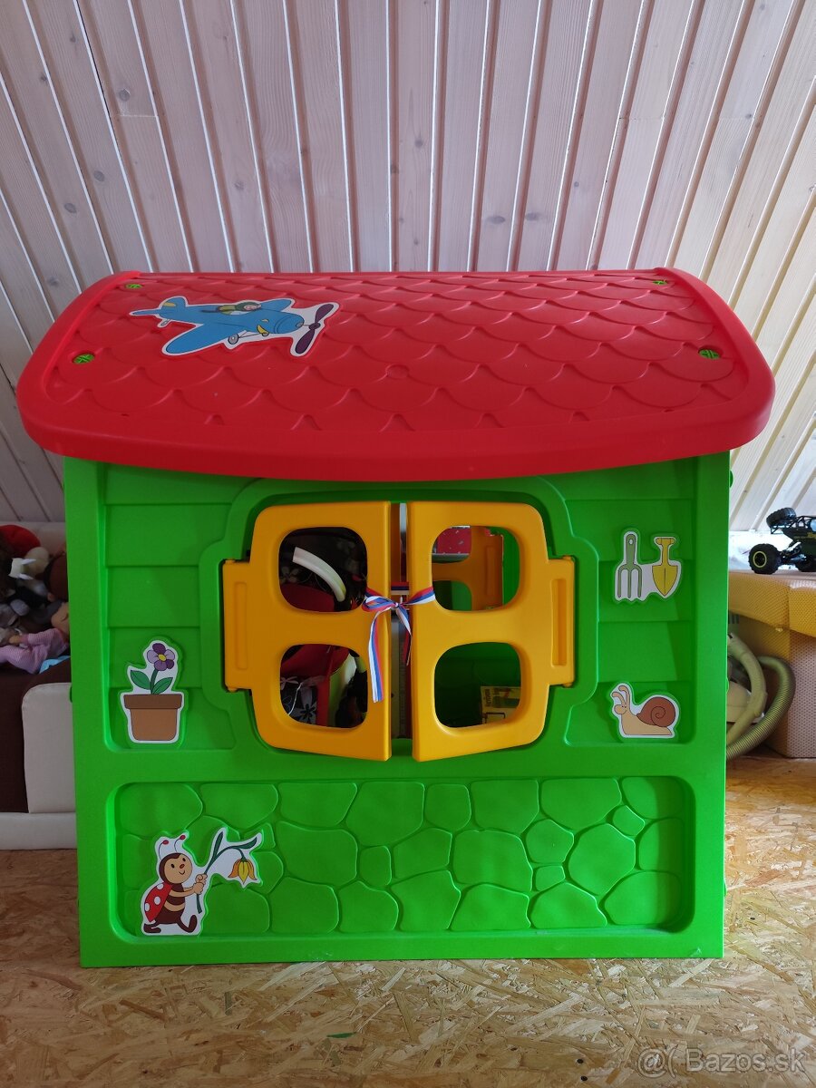 Detský plastový domček