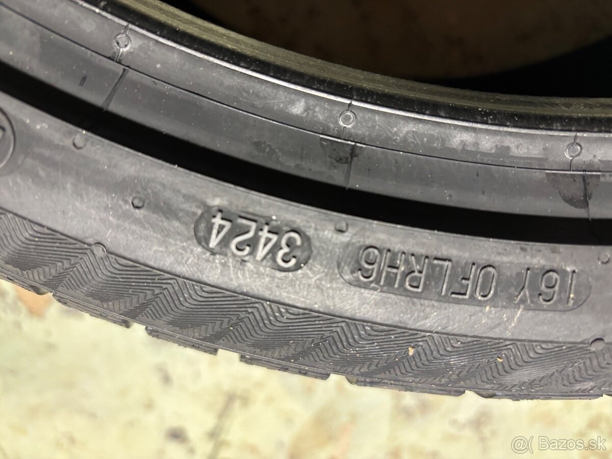 Zimné pneumatiky 235/40 R19