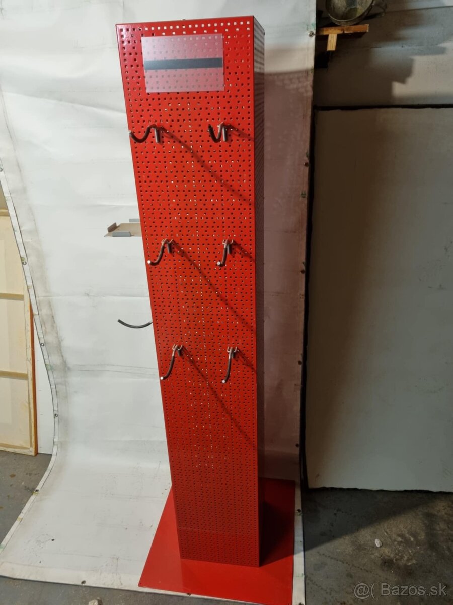 Regal do obchodu , stojan