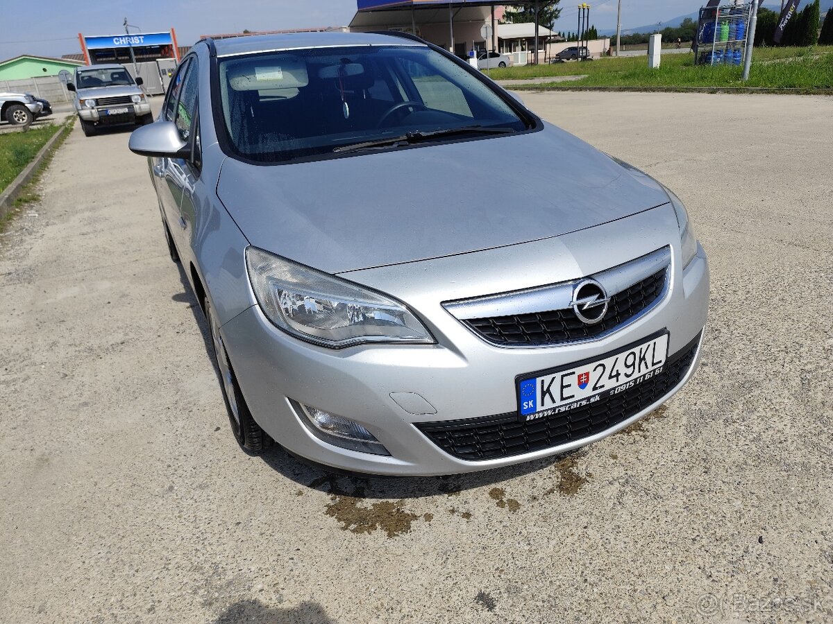 Opel Astra j 1,7cdti