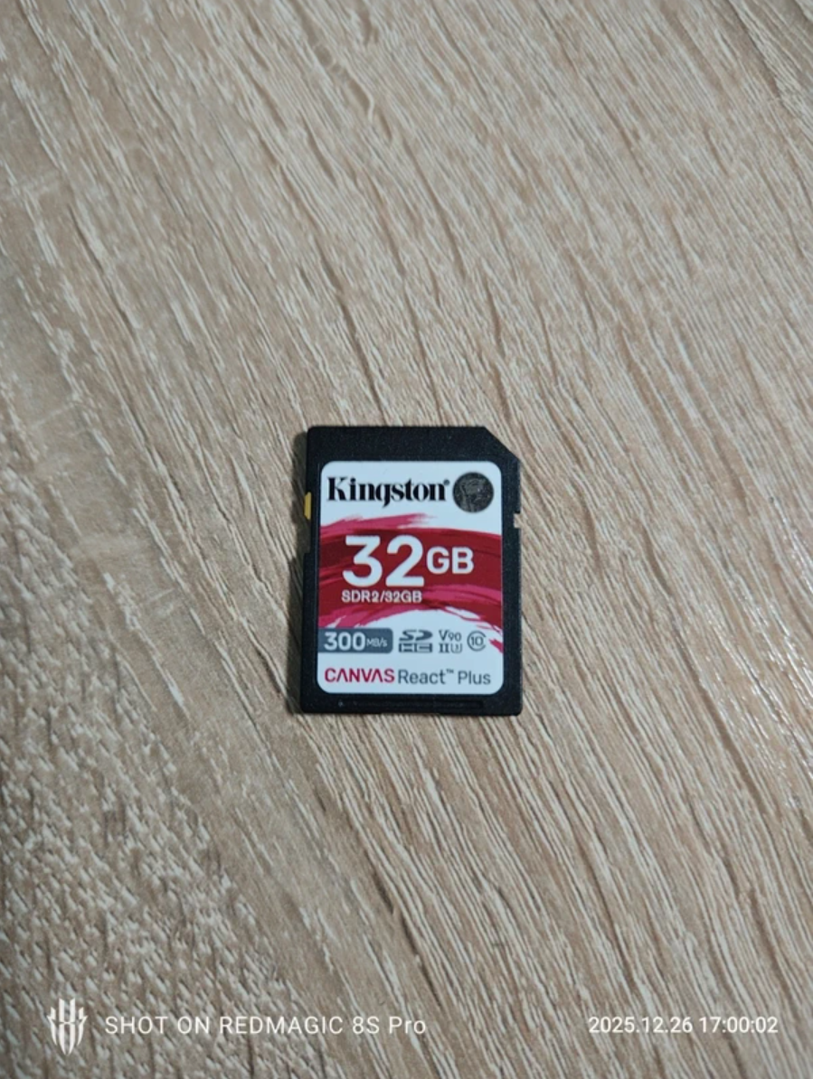 Kingston SDHC 32GB Canvas React Plus UHS-II V90 (čítanie/záp