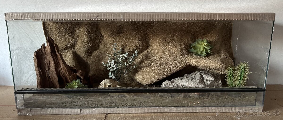 Terárium 100x40x40 s 3D stenou