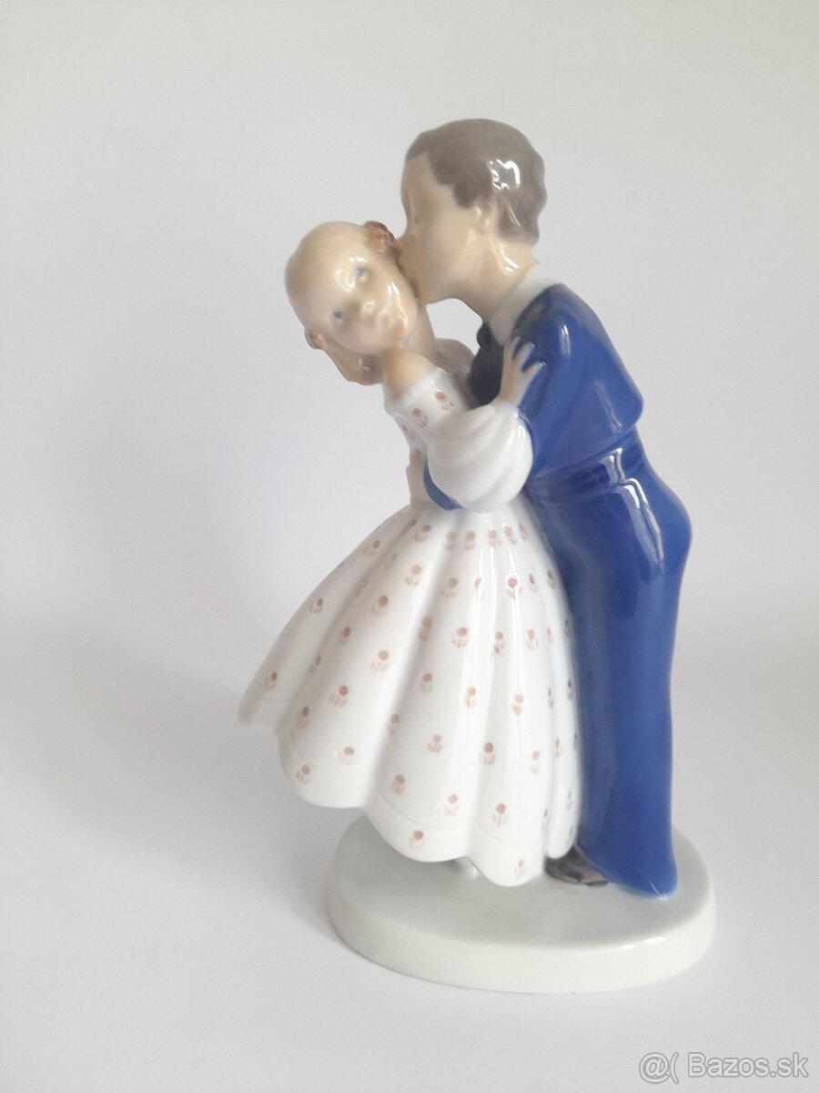 Porcelánová figurka - KODAŇ - tančící pár