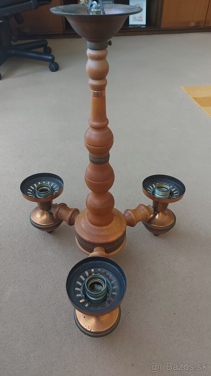 Rustikálny luster