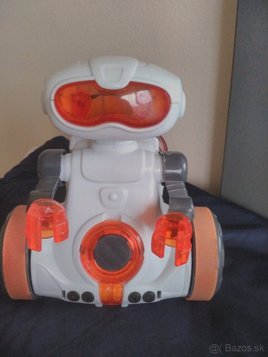 Robot na predaj