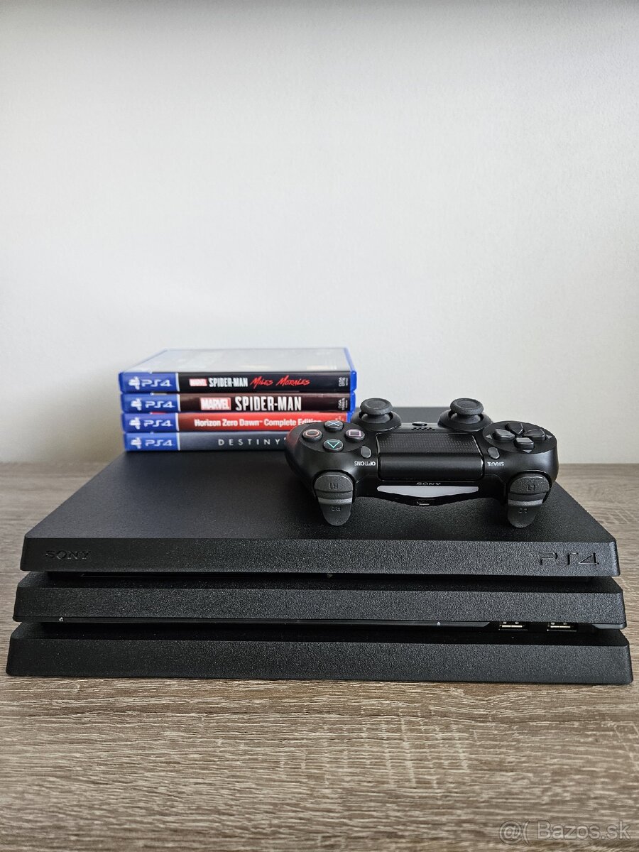 PlayStation 4 PRO 1TB