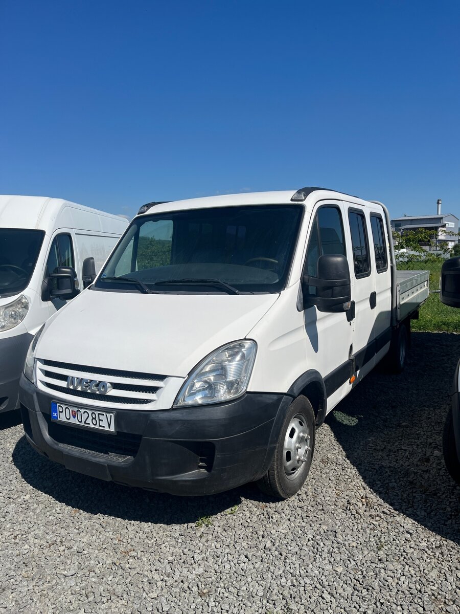 Iveco Daily 35 C15D 9miest DOKA