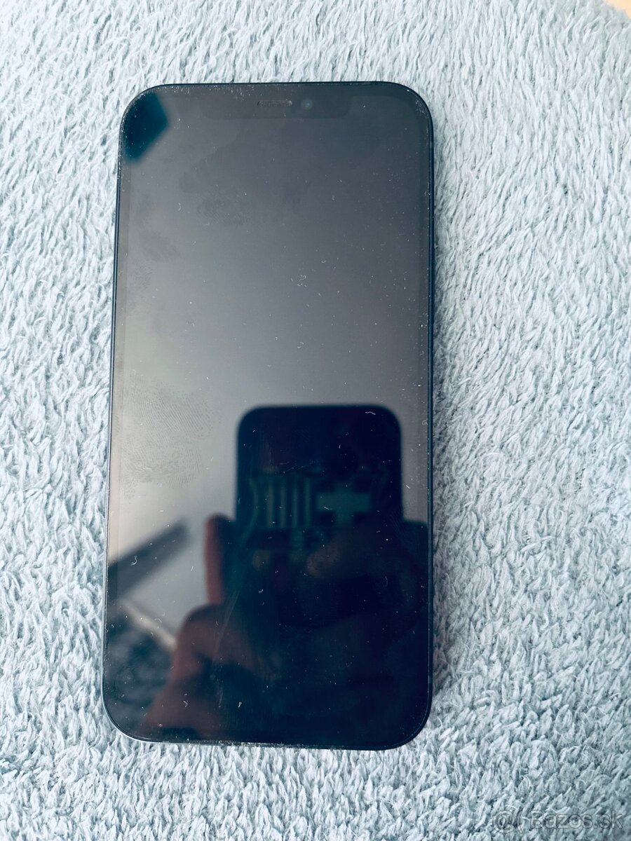 Predám iphone 12 -čierny,64Gb výborný stav