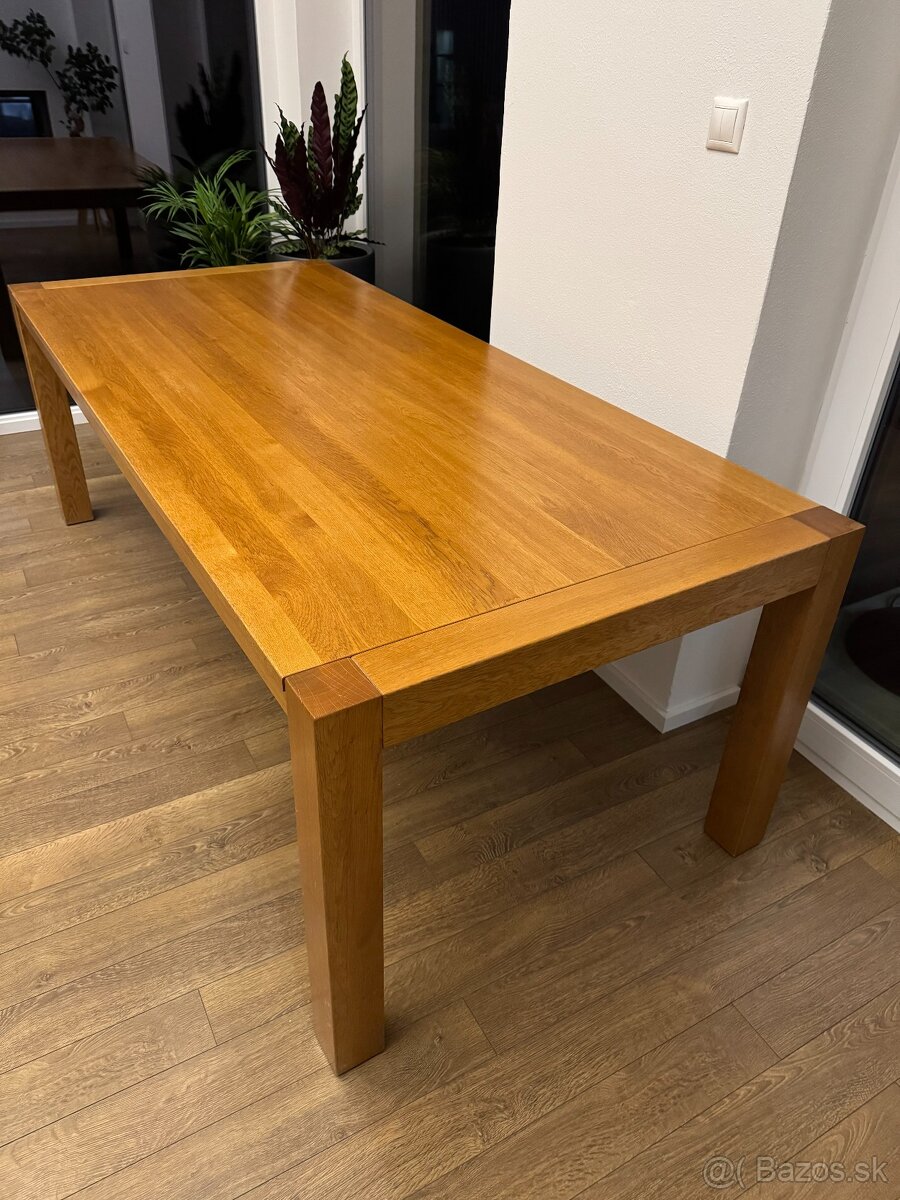Dubový masívny stôl 220 x 100