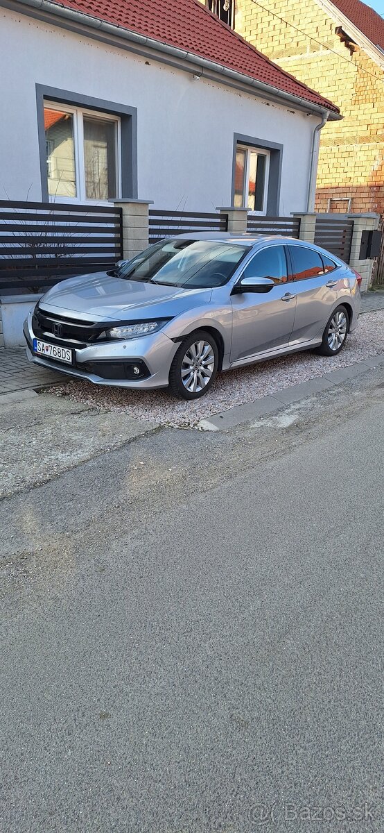 Honda Civic 1.5 Turbo V-TEC 4D Sedan