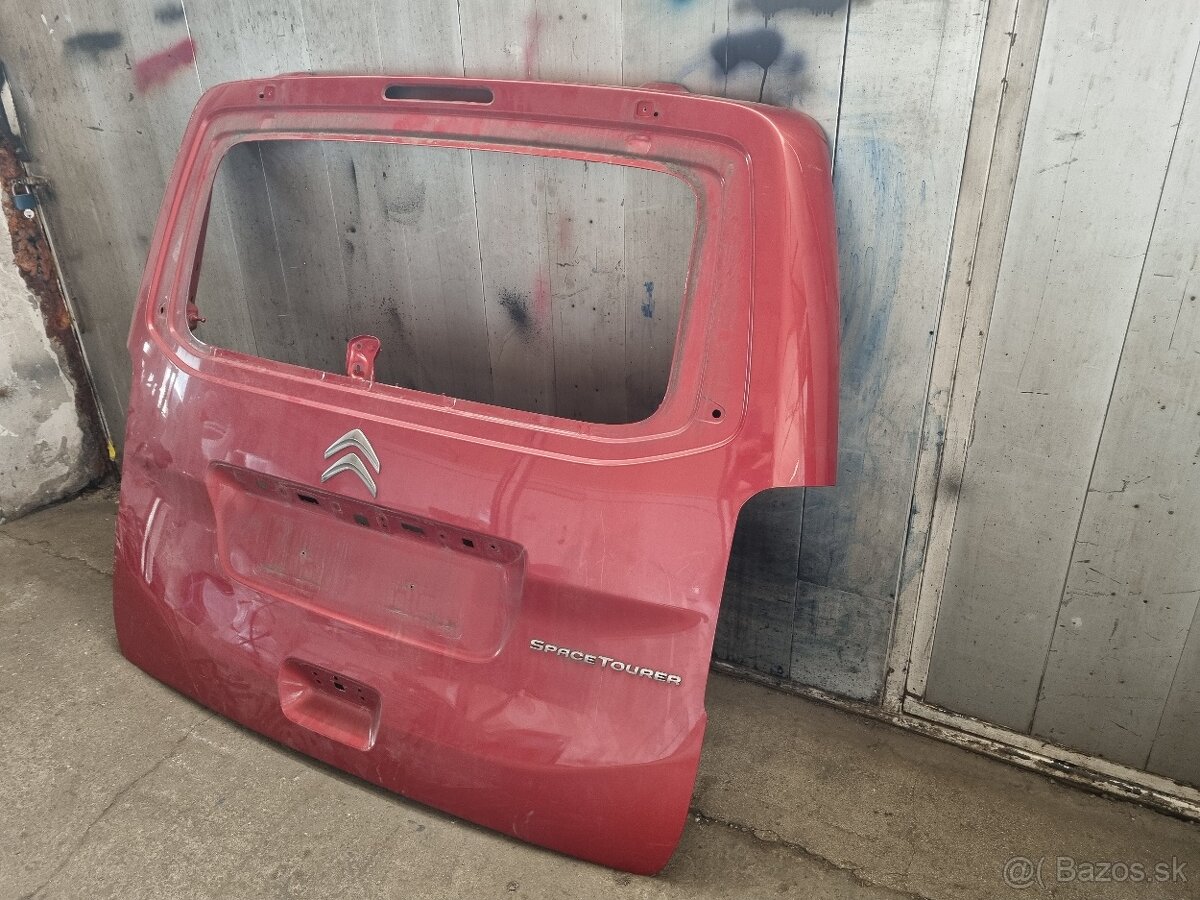 Zadna kapota citroen space tourer 2018
