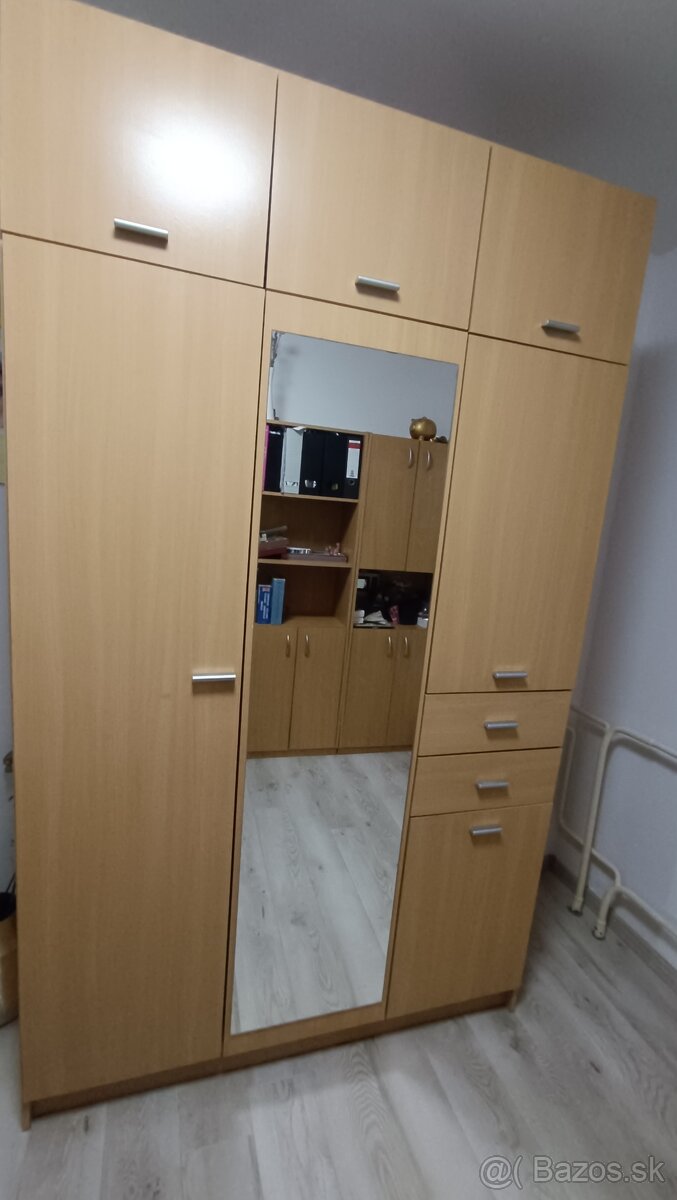 Skriňa REA od Drevony