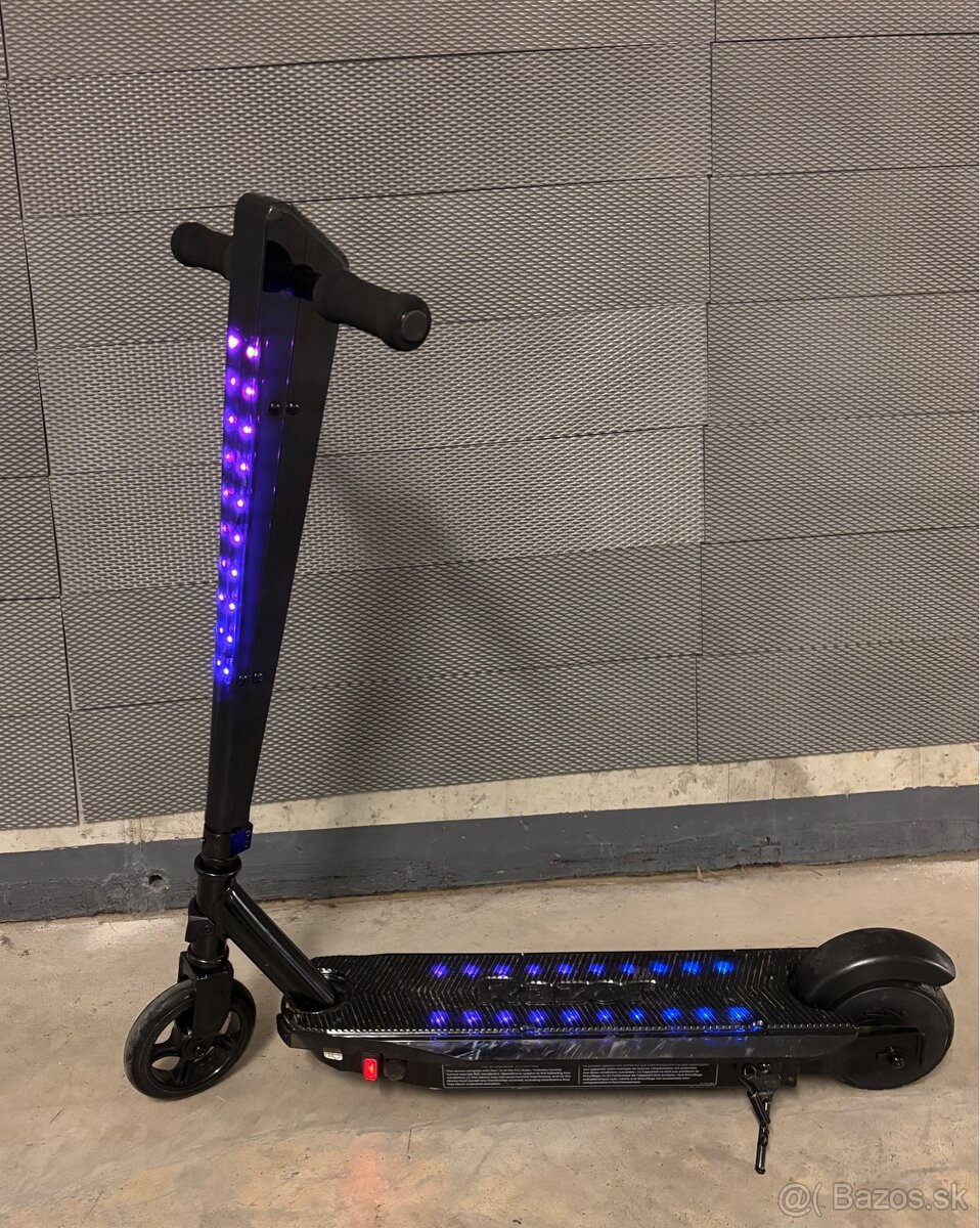 Elektricka kolobežka Razor Sonic Glow
