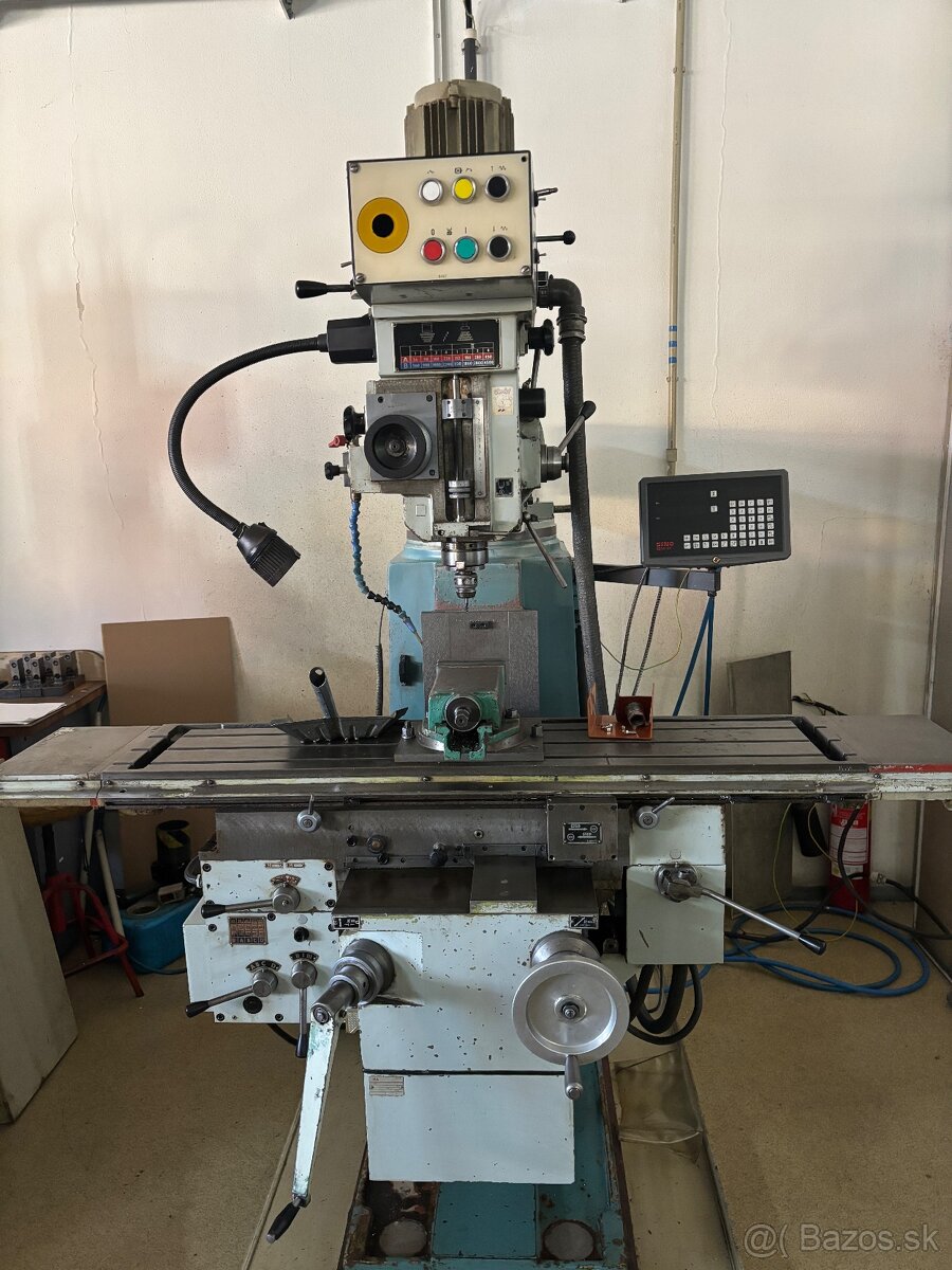 FNK 25A nástrojařská frézka