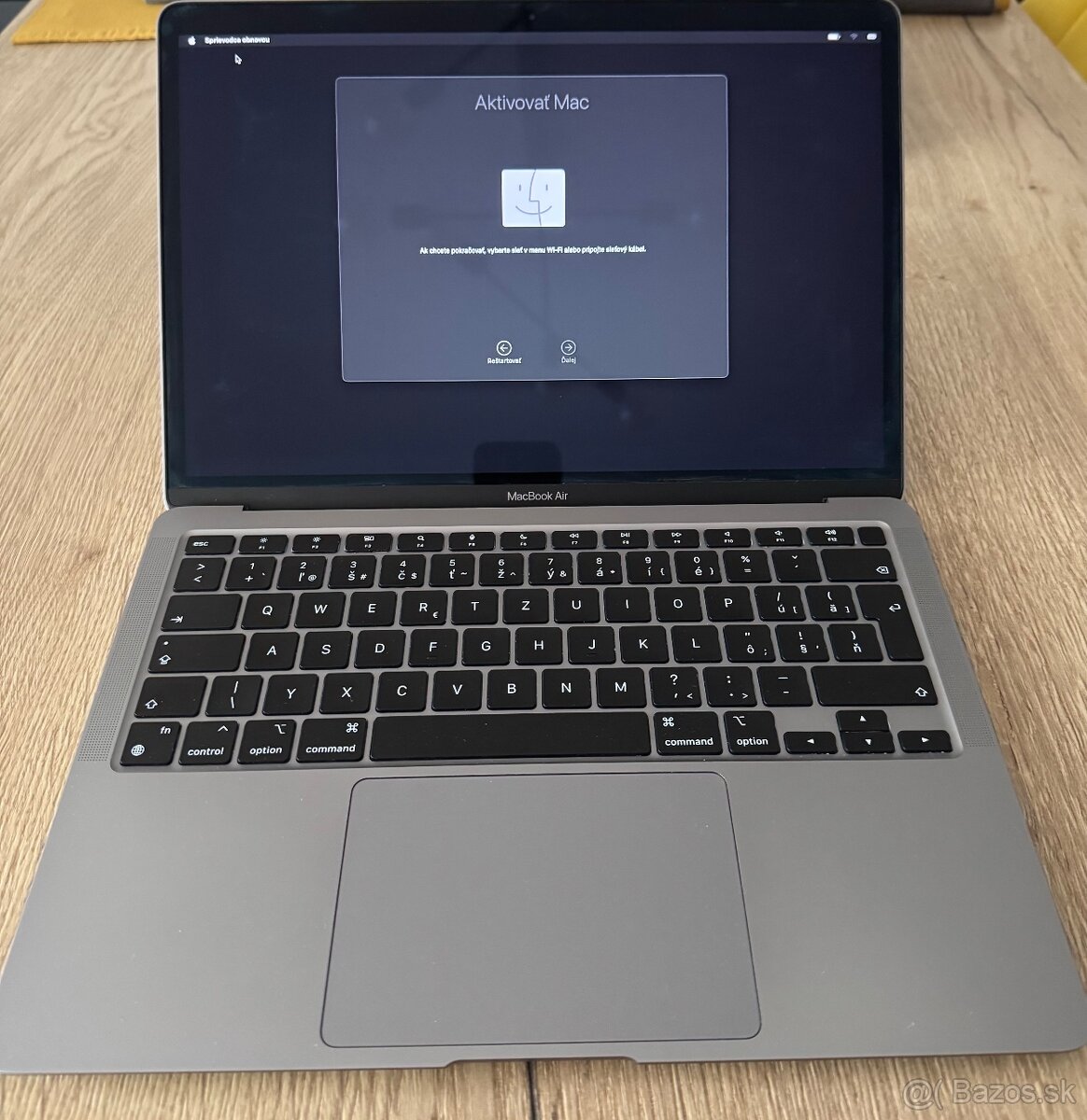 Apple MacBook Air 13" M1 SK Kozmický sivý 2020