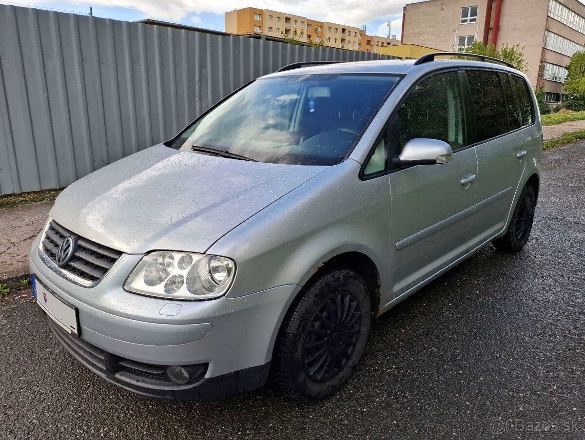 VW Touran 1,9 TDI 7 Miestne