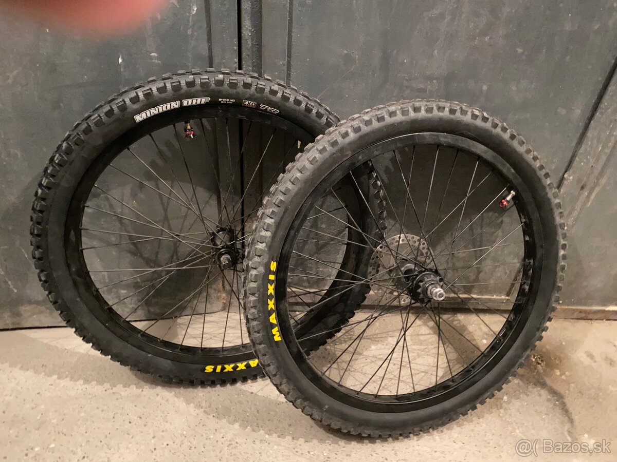 Kolesa 24 / singlespeed / Maxxis plášte