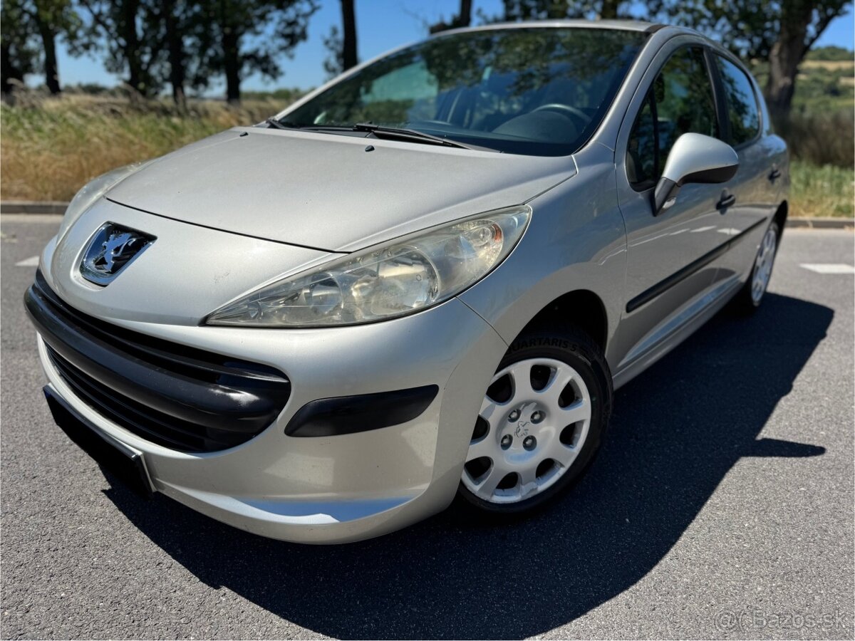 Peugeot 207 1.4 benzín nová STK