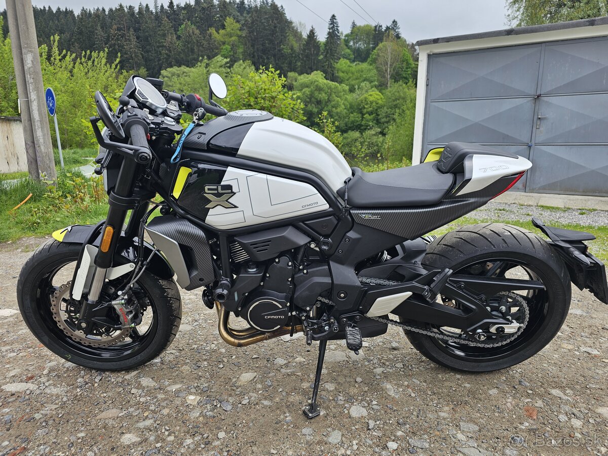 Cf moto 700 sport