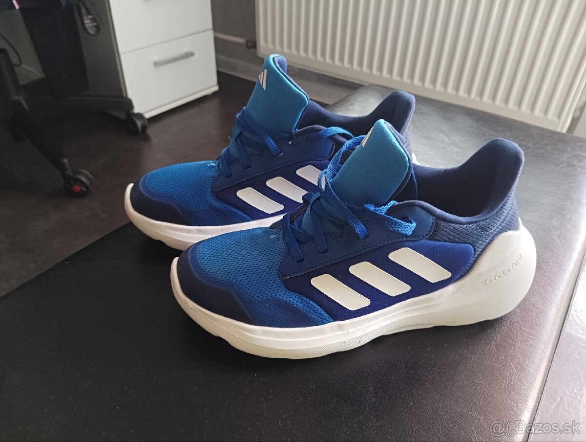 Tenisky adidas 15 eur